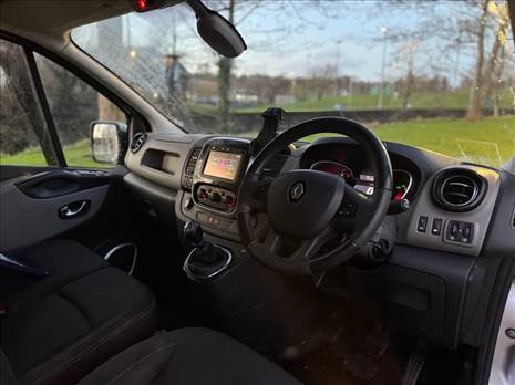 2018 RENAULT TRAFIC SPORT 125
