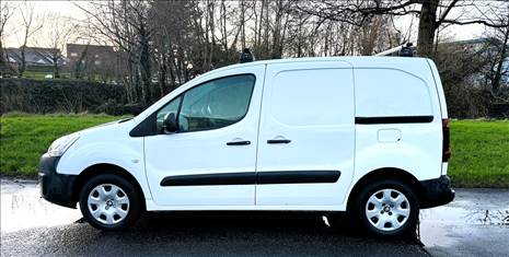 2018 PEUGEOT PARTNER (3 SEATS)