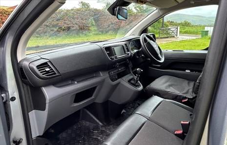 2021 VAUXHALL VIVARO GRIFFIN