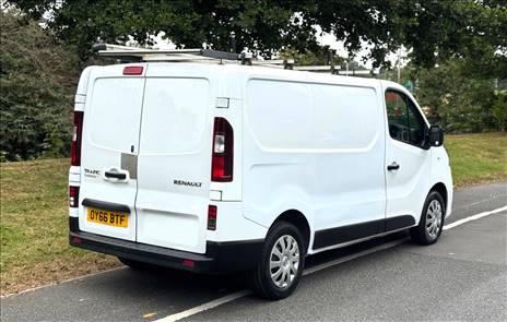 RENAULT TRAFIC 115 BUSINESS+ L1