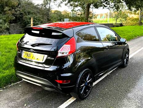 FORD FIESTA ST-LINE BLACK EDITION 