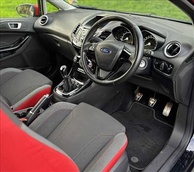 FORD FIESTA ST-LINE BLACK EDITION 