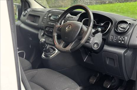 VAUXHALL VIVARO L2 SPORTIVE
