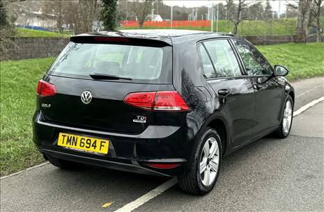 SOLD VOLKSWAGEN GOLF AUTO 