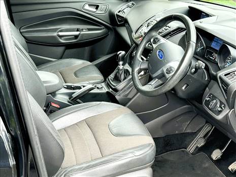 FORD KUGA TITANIUM TDCI 