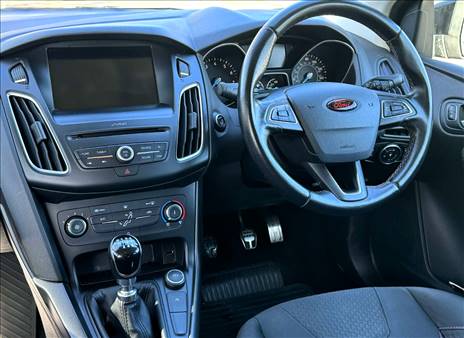 FORD FOCUS 1.5 ZETEC S