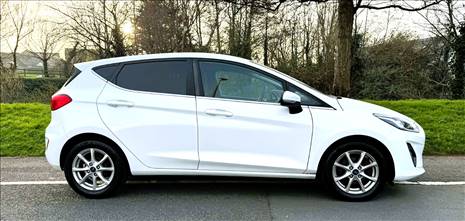 2017 FORD FIESTA ZETEC (LOW TAX)