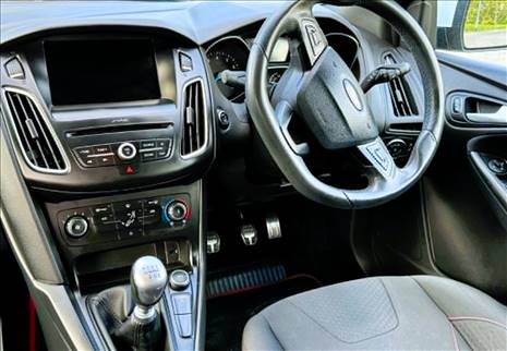 SOLD FORD FOCUS 1.0 ST-LINE